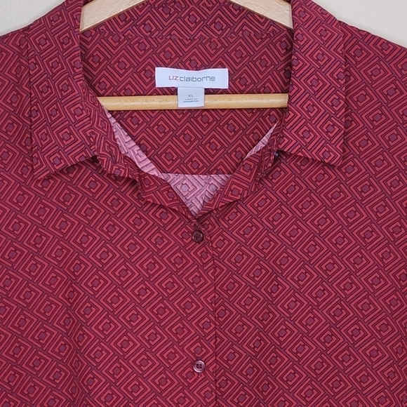 NWT Liz Claiborne | Red Logo Geometric Print Long Sleeve Button Down Blouse - Picture 4 of 5
